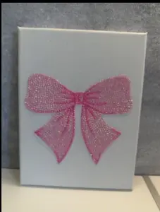 bow bedazzled canvas 8X10