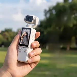 Portable Handheld Vlog Camera with 180° Swivel Lens & Auto Focus. Perfect for Outdoor Sports, Travel Shooting. Small Size, Easy To Carry Anywhere.
