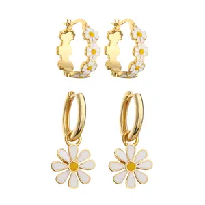 OIDEA 2 Pairs Daisy Flower Huggie Hoop Earrings Set for Women Girls - 14K Gold Plated Cute Dangle Drop Mini Earrings
