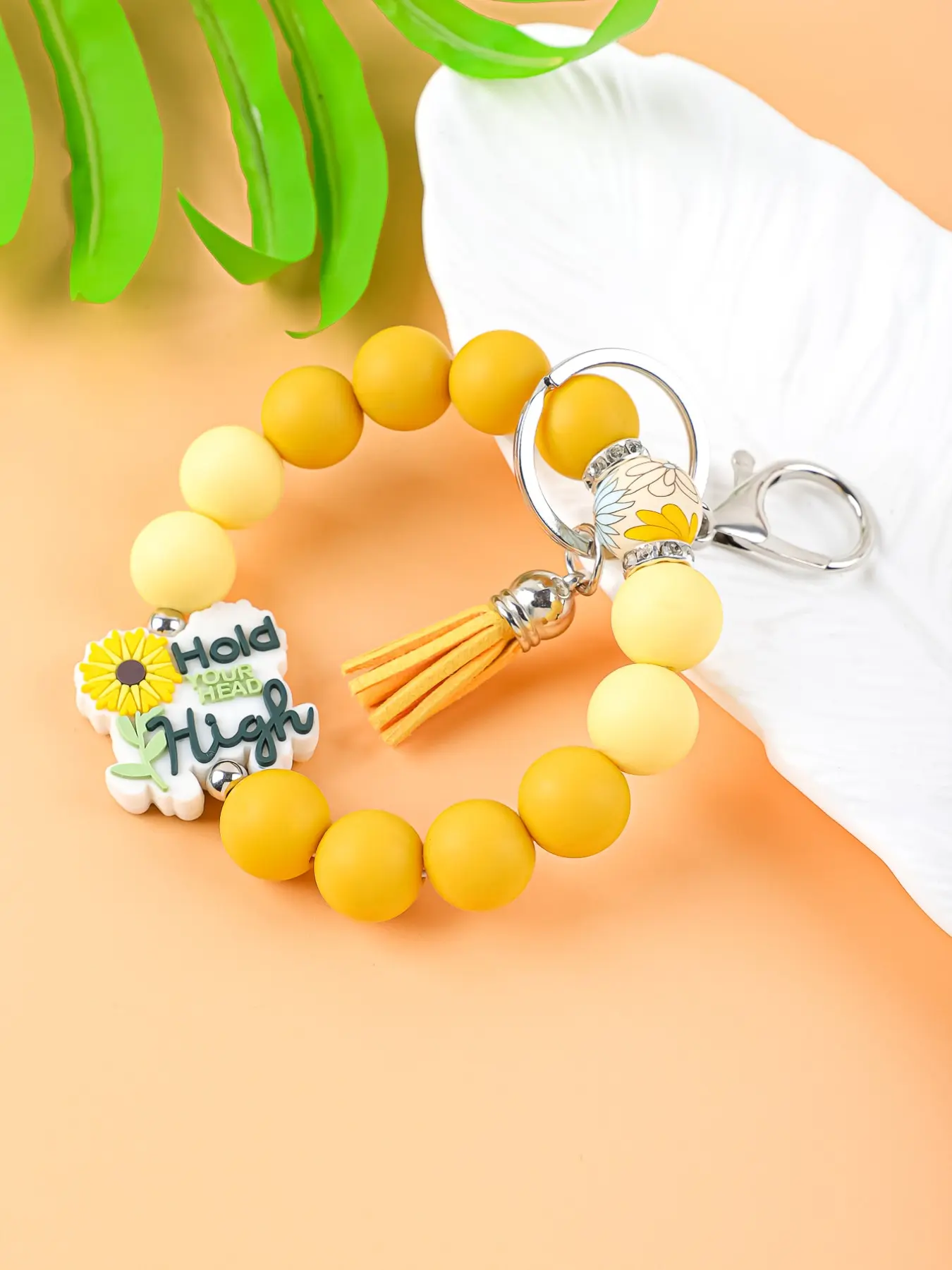 Elegant Sunflower Pattern Beaded Keychain, Wristlet Keychain Design for Women , Perfect Gift for Women Girls, Daily Wear Accessory, Ideal for Holidays Anniversaries, Floral Pattern Keychain
