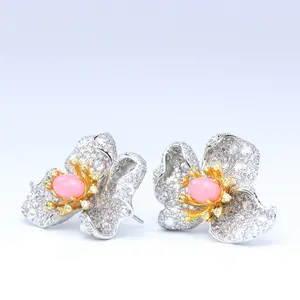 BE0039 18K Gold-Plated Floral Stud Earrings with Imitation Pink Conch Pearl and Sparkling Zirconia