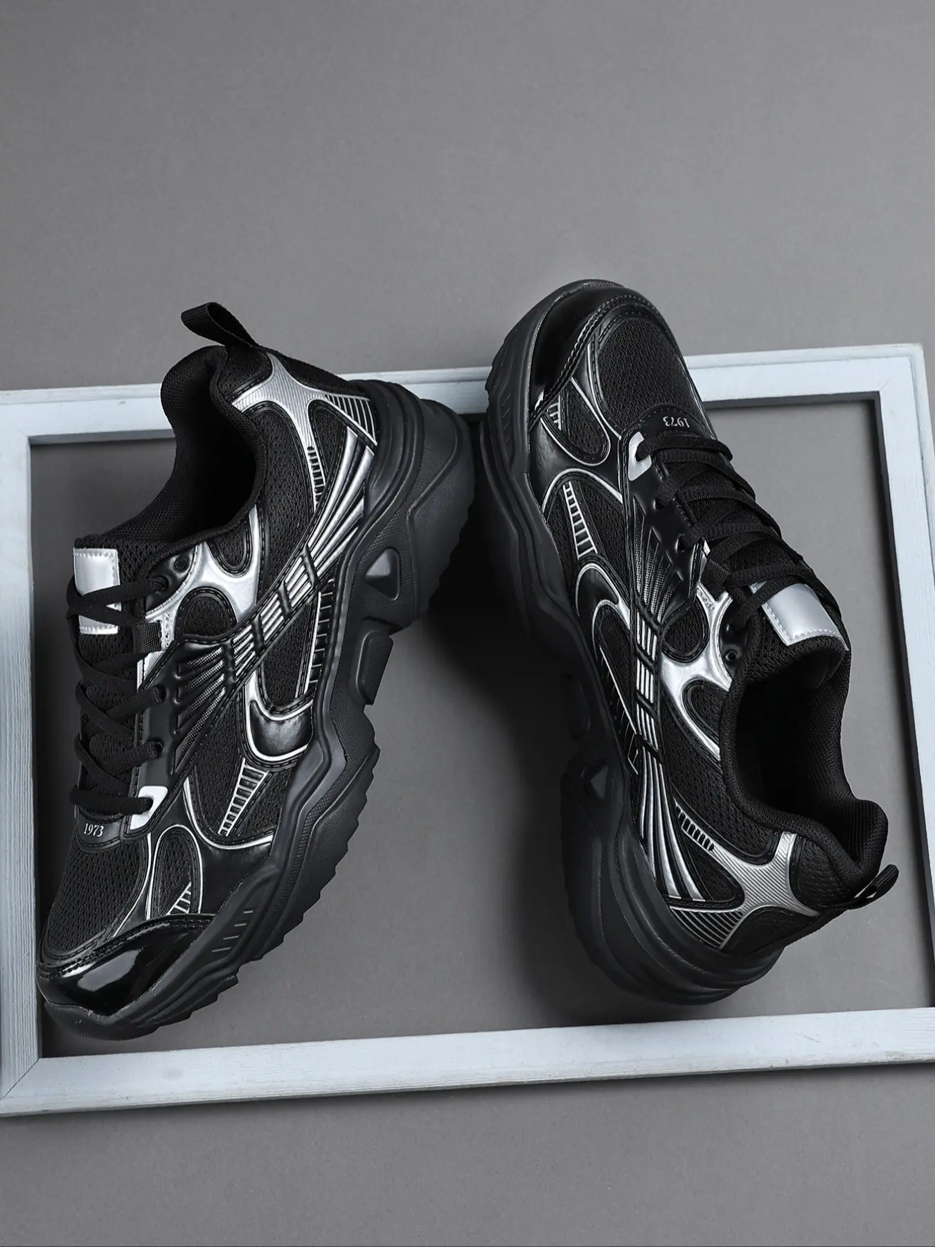 Men's Lightweight Sporty Running Shoes, Breathable Low-Top Sports Sneakers, Workout Sneakers, Shock-Absorbing Rubber Sole, Ideal for Casual and Training Wear