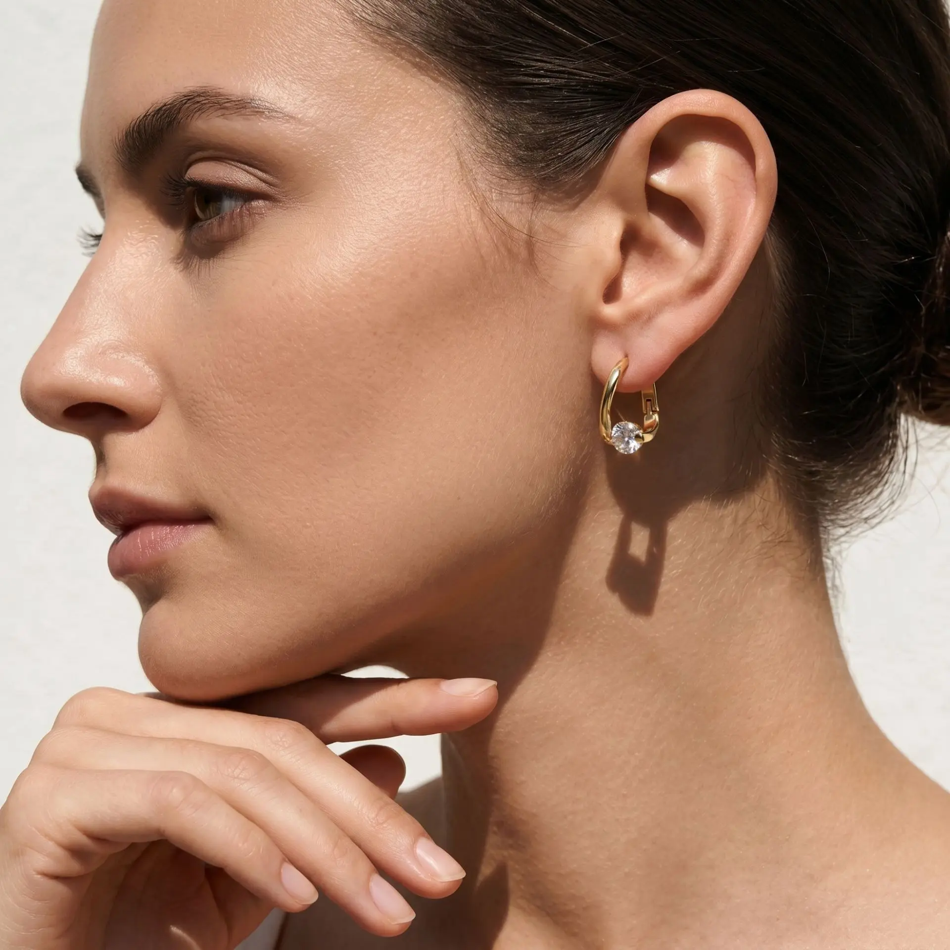 Korean-style ins-inspired earrings with an irregular design, fashionable and light-luxury earrings for women