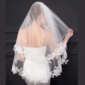 2 Tier Short Handmade Lace Applique Wedding Bridal Veil with Metal Comb for Brides
