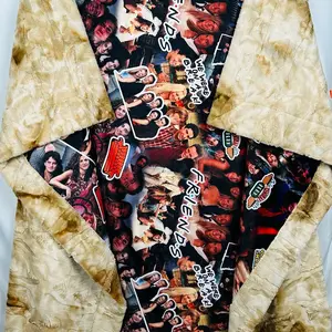 Friends on Luxe Cuddle 55x78 Large MinkyBlanket blanket