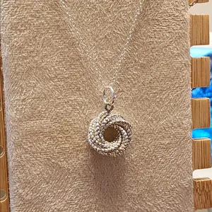 Beautiful Infinity Necklace with 18 Inch Chain Metal Coated Modern Versatile Jewelry Accessory