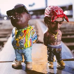 Hip Hop Legend Commemorative Resin Ornaments Tupac and Biggie statue Memorial Statue Crafts Characters Sculpture Home Decoration