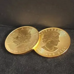 Maple Leaf Metal Commemorative Coin, Unique Collectible Toy, New Design, Perfect Gift Idea, Durable Material