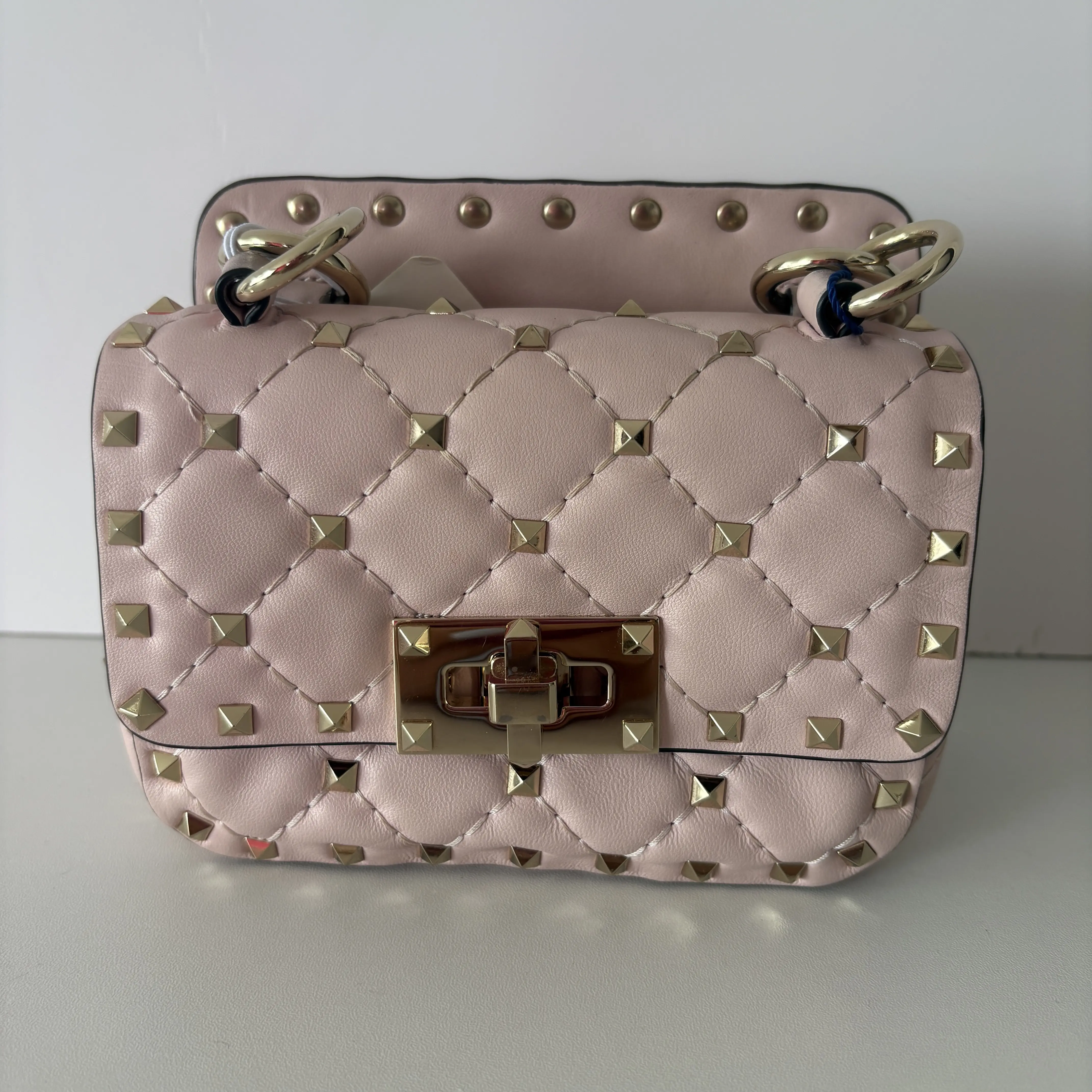 Pre-owned Calfskin Crossbody Bags Valentino Garavani Small Pink Rockstud