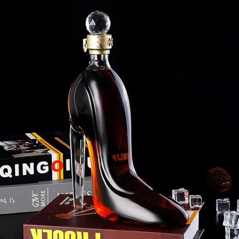 Stiletto-shaped wine bottle/decanter, suitable for wine, spirits, bourbon whiskey, tequila; an elegant decanter gift for women, Valentine's Day gift for her, Home Bar Accessories, Barware