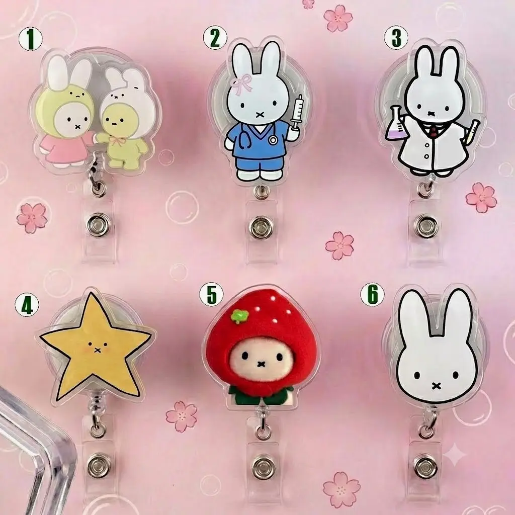 Kawaii Bunny Shaker Badge Reel, Cute Acrylic Nurse Badge Holder, Medical ID Holder, Nursing Gift