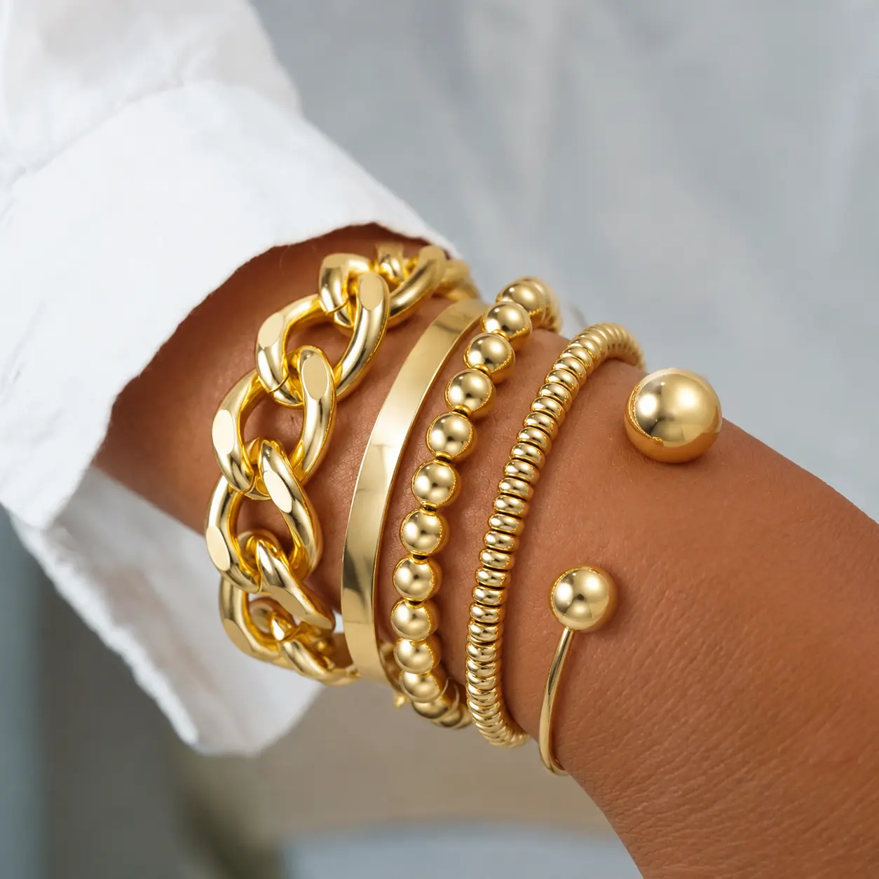 Layered Stack Bangles Bracelet Set 5PCS Mothers day gifts ideas, 14K Gold Alloy Stainless Steel Beaded Charm Bracelets, Non Tarnish Open Bangle for Women, Adjustable Hand Chain Cuff, Daily Fashion Jewelry, Gift for Her Cute Jewelry Lock Bracelet