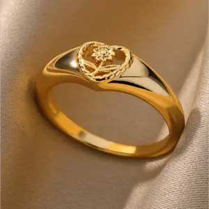 18k gold plated fashion flower and heart shaped ring for women for daily decoration for valentine's day, mom, mother's day