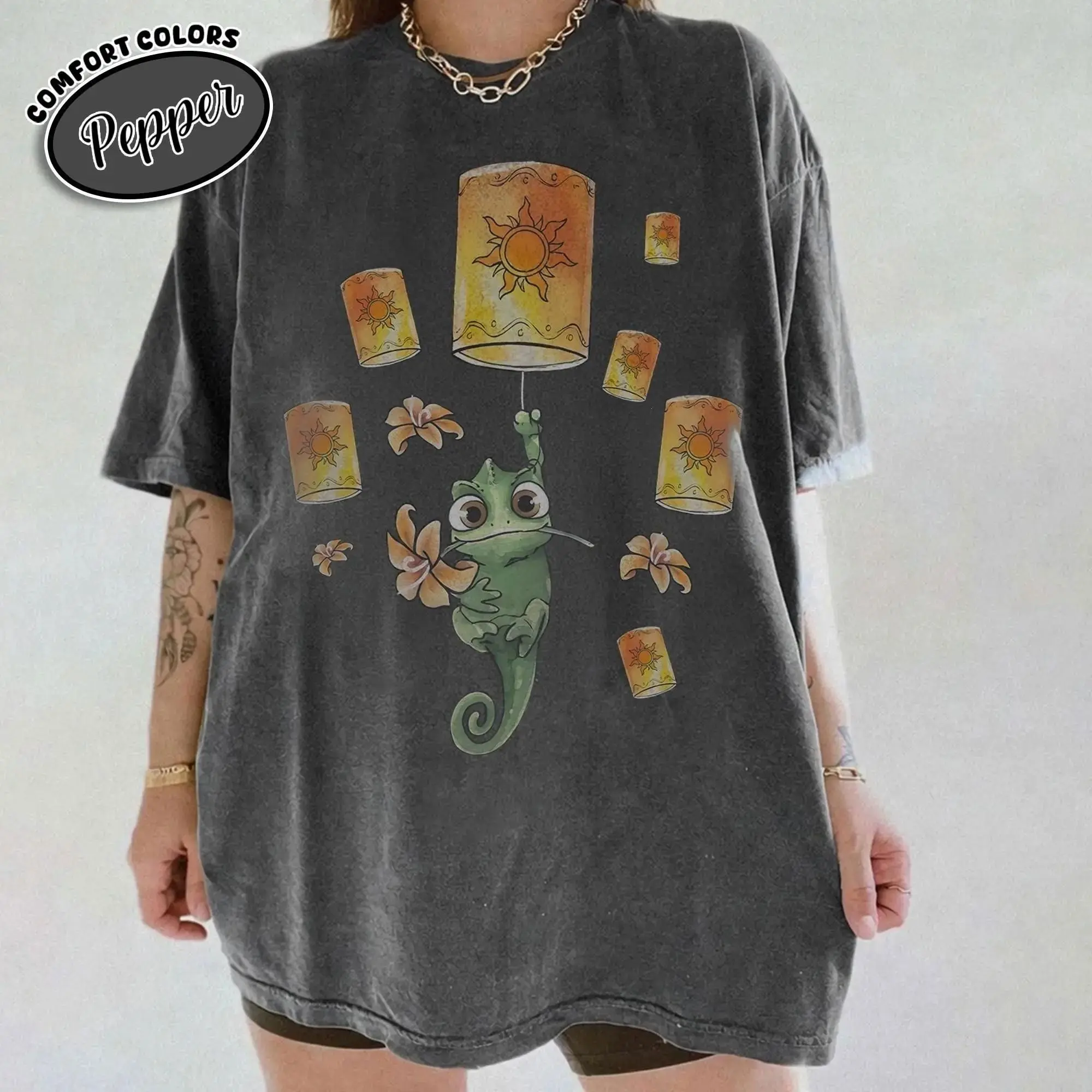 Comfort Colors Tangled Pascal Lantern T-Shirt, Rapunzel Cute Chameleon Graphic, Floating Lights Aesthetic Shirt, Streetwear Womenswear Top