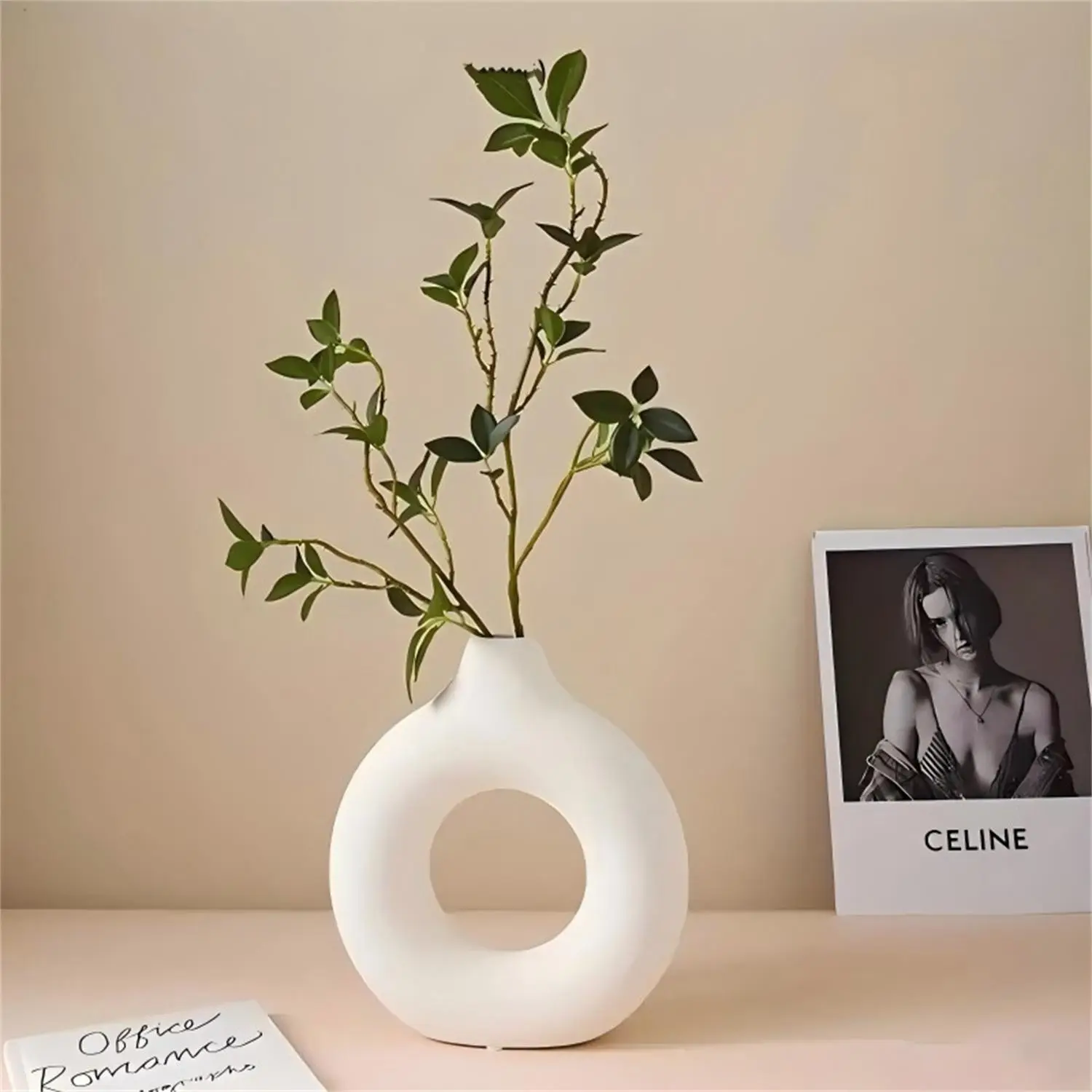 Modern Round Vase, 1 Piece Decorative Flower Vase Centerpiece for Living Room and Dining Table, Home Decor Ornament, Flower Arrangement Vase, Vases for Flowers, Flower Vases for Centerpieces