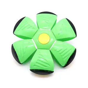 🌳👧🐶｜The one toy that gets kids AND dogs running. Soft, safe, and pops open in seconds. Folds flat to fit in ANY bag. Park day just got better. 🎯 Who‘s joining the fun? #familyfun #outdoorplay #kidsandpets #backyardgames #fetch