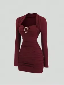 Elegant Party Slim Fit Cocktail Dress for Fall & Winter, Wine Red Color, Metal Decorations, Perfect for Christmas and Formal Occasions