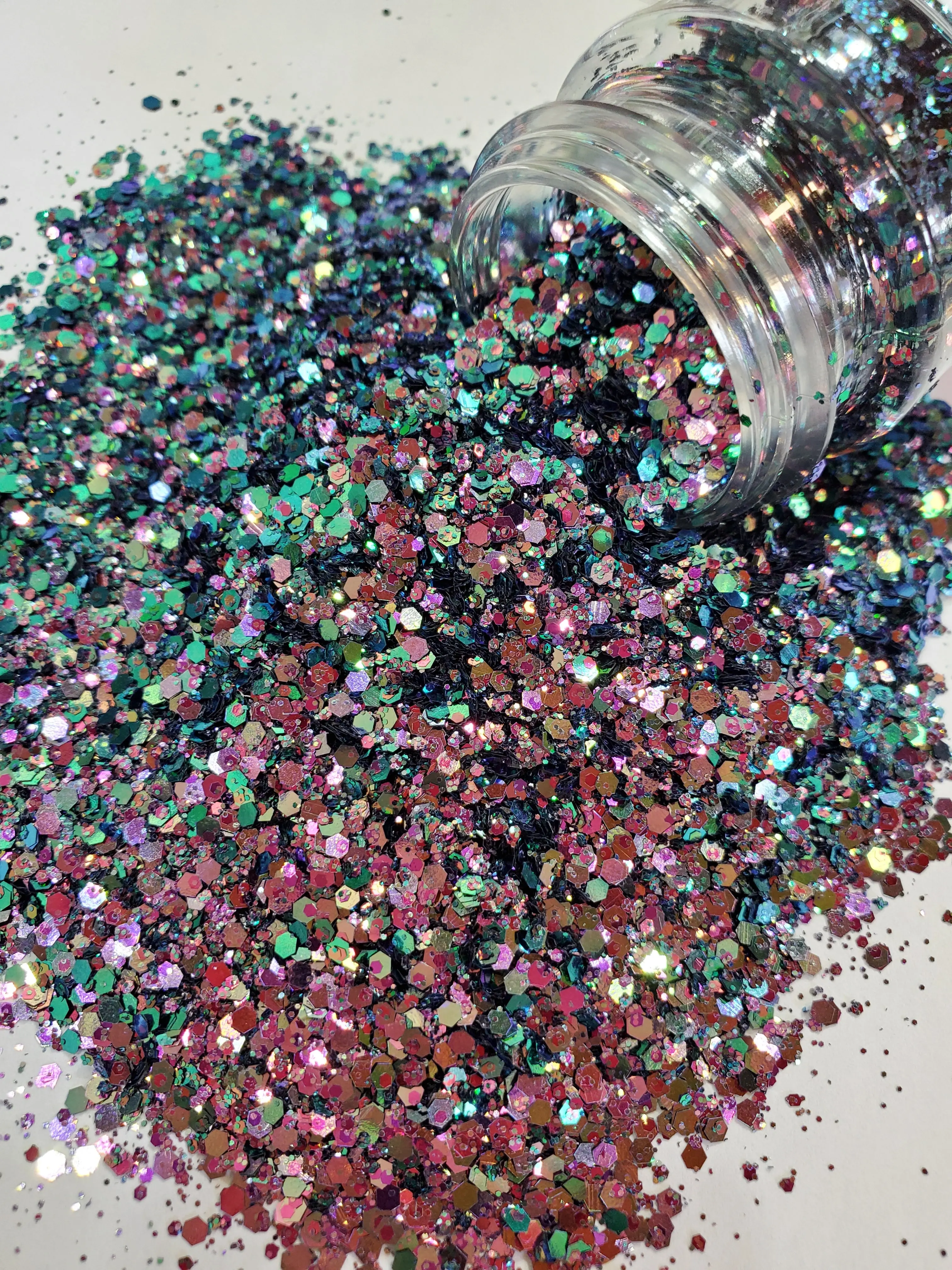 "Fishlegs" / Color Shift Glitter / Chunky Glitter / Tumbler Glitter / Pink Glitter / Green Glitter
