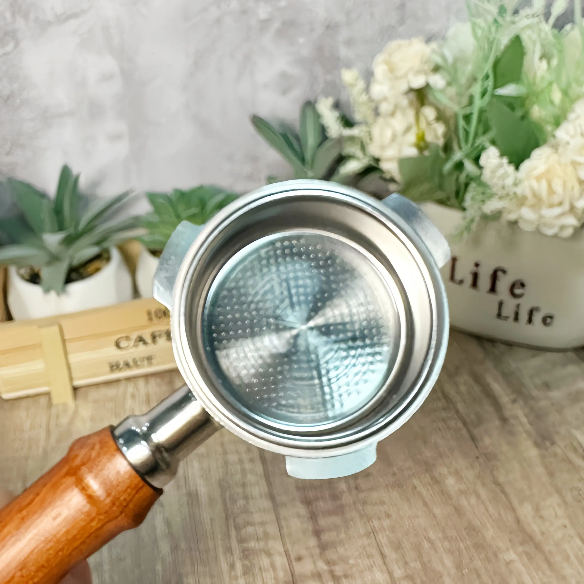 1pc 51mm Bottomless Portafilter for CM5418, 3 Ears Portafilter Compatible for CASABREWS Espresso Machine CM5418, 3700Essential and 5418Pro, Stainless Steel 3-Ear Portafilter, Espresso Brewing Tools, Espresso Accessories, Coffee Equipment