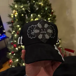 Casheout Black Baseball Cap with Floral Design and Rhinestone Accents for Festive Outfits