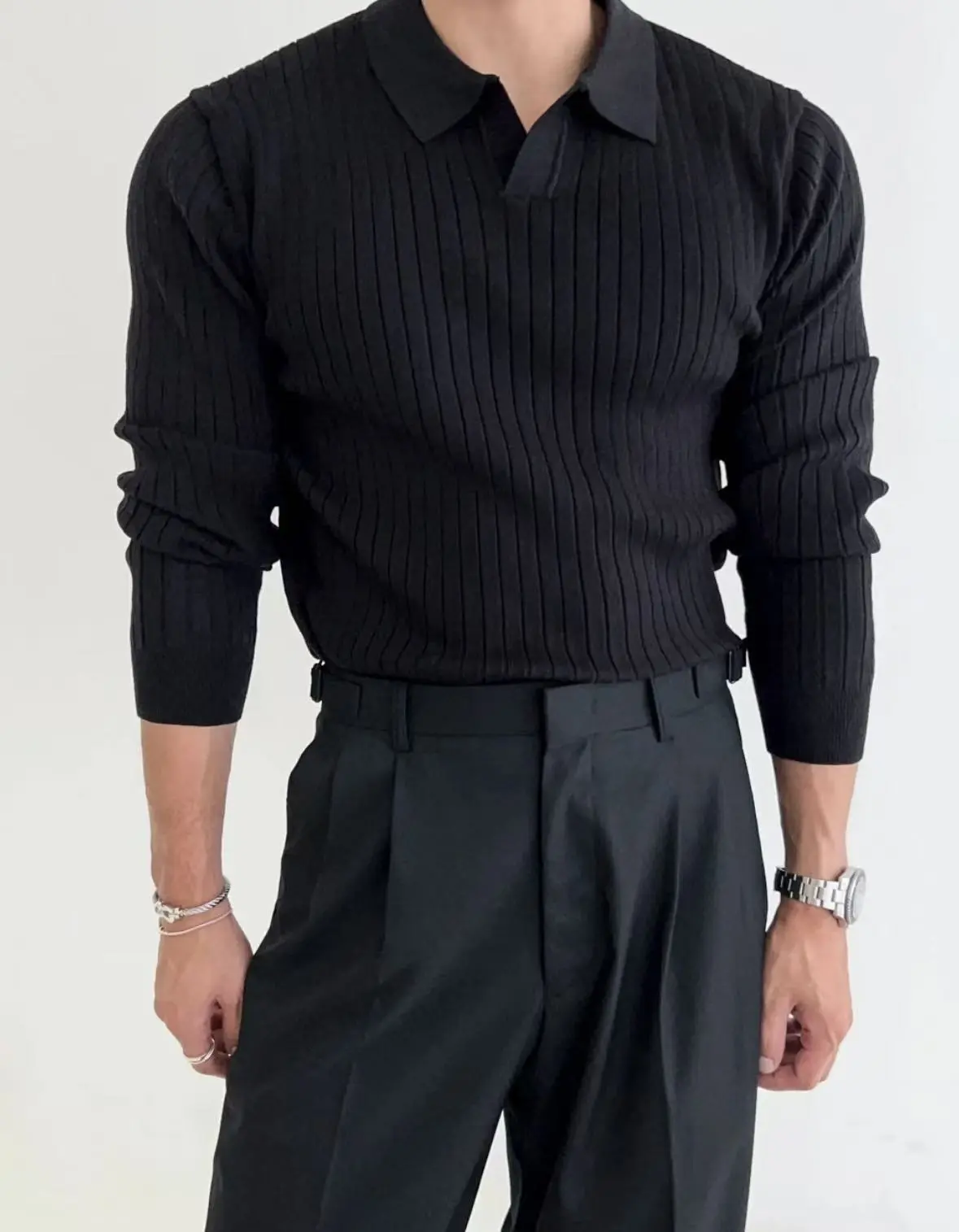Men's Half-Open Lapel Striped Pullover Knit Sweater Black Ribbed Design for Comfortable Style with Half-Open Lapel and Striped Pattern sohochic