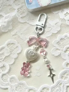 Cute Bear Design Keychain, Fashion Heart Pendant Keychain, Women and Girls, Birthday Gift, Versatile Bag Charm Keychain