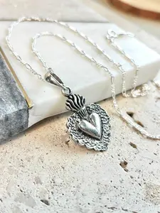 Sacred Heart Necklace in 925 Sterling Silver – Mexican Jewelry with 19” Figaro Chain, Collar de sagrado corazón de plata .925 plata mexicana