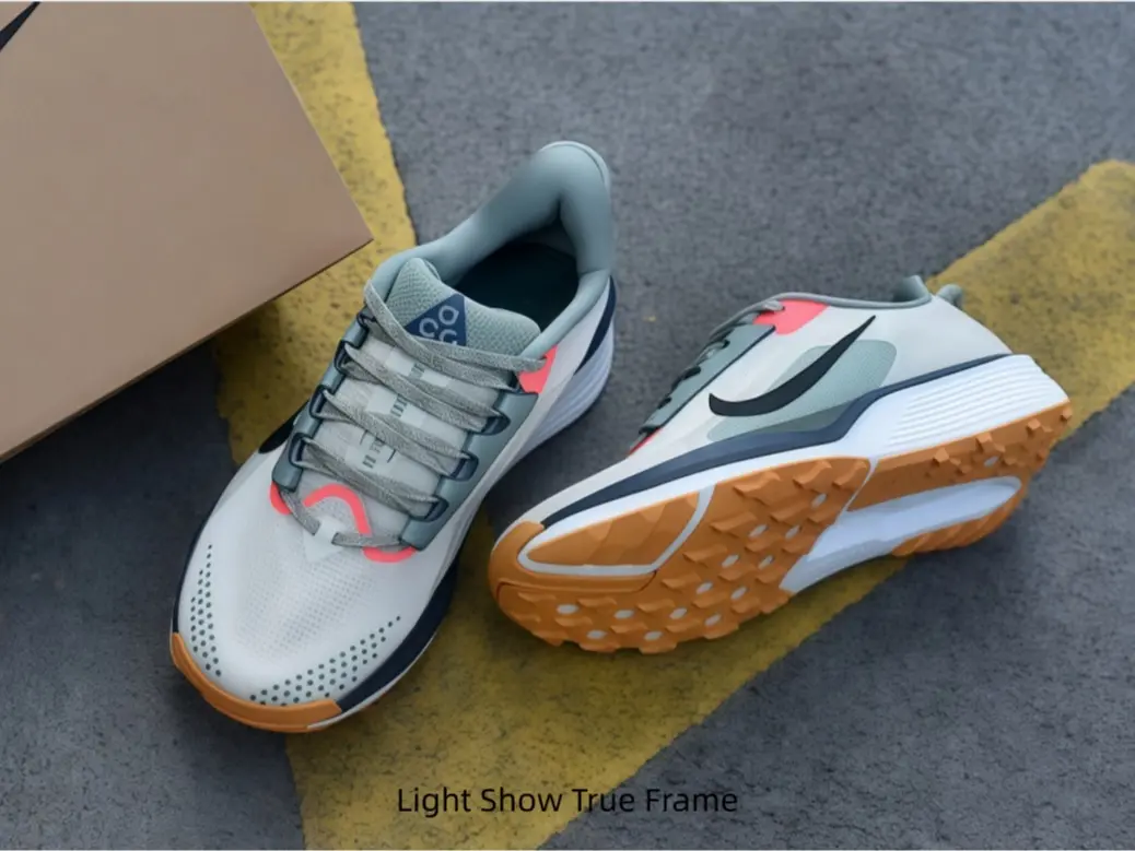 Multi-terrain functionality packed into these earth-toned athletic shoes removes pressure to buy separate hiking footwear, adaptable design suits campus walks, casual treks and routine city errand trips all autumn long.