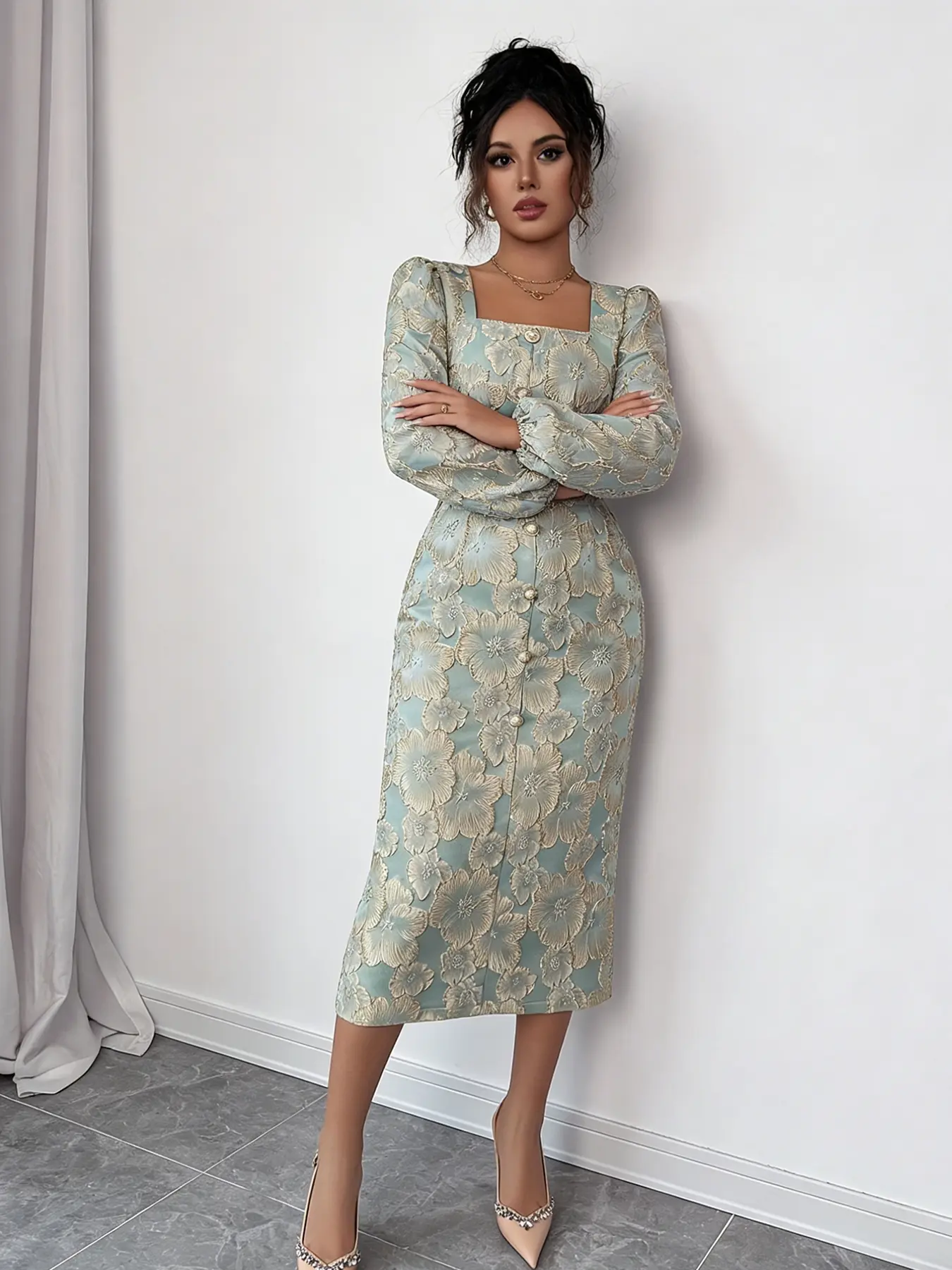 A mint green jacquard square neck long sleeved dress for women, Elegant Dress, with jacquard craftsmanship enhancing texture and exquisite relief patterns, suitable for commuting, shopping and outdoor activities, Elegant Chic Dress