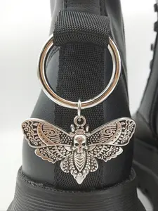 Punk Style Halloween Themed Skull, Bat & Moth Design Iron Shoe Charms, Fashionable Novelty Shoes Decorations for Boots, Stylish Y2k Shoes Accessories for Women & Men, Easy To Attach Footwear