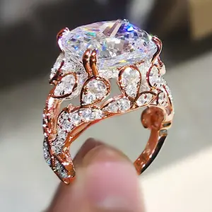 Luxurious Bridal Wedding Promise Ring - Luxury Engagement Ring for Women with Inlaid Shiny Zirconia, High-Quality Jewelry for Special Occasions, Perfect Symbol of Eternal Love and Commitment