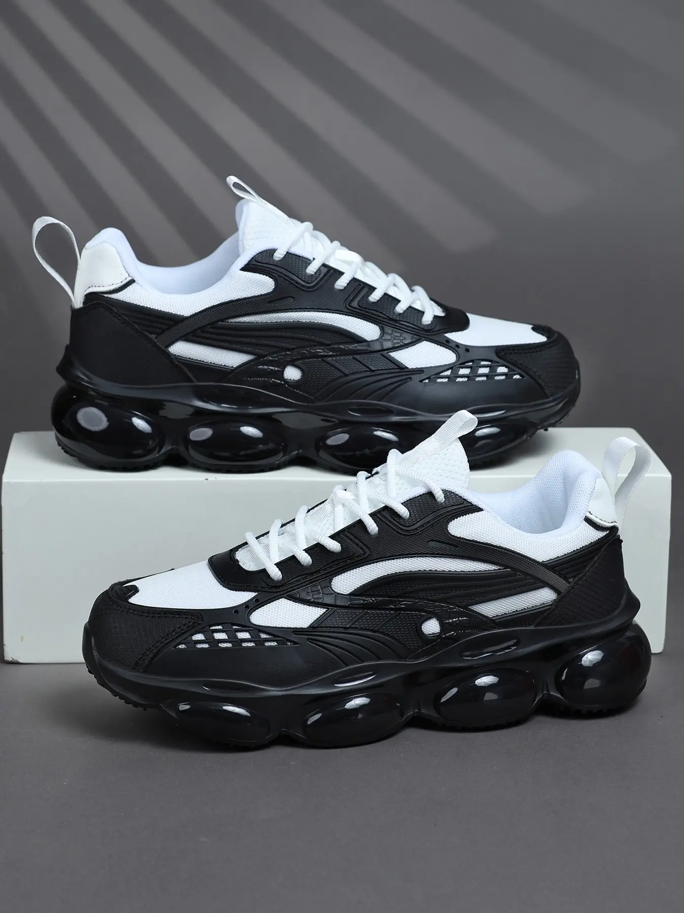 Men's Casual Letter Print Low Top Trainers Sneakers, Breathable Mesh Upper, PU Textile & Tpu Sole, All-Season Comfort Shoes, Unisex Outdoor Footwear, Athletic Lightweight Sneakers