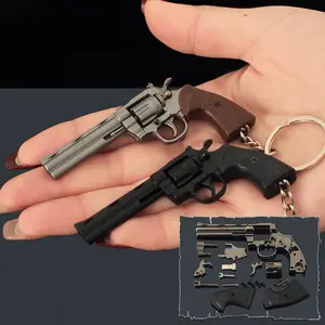 Disassemblable Metal Mini Revolver Model Keychain, EDC Keyring, Nonfunctionable Mini Gifts for Fashion Accessory Enthusiasts