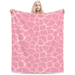 Eyesoul Pink Giraffe Throw Blankets,Cozy Flannel Fleece Blanket on for Home Bedroom Living Room Office Dorm, Soft Comfort Lightweight Throw Blankets for Adults and Kids