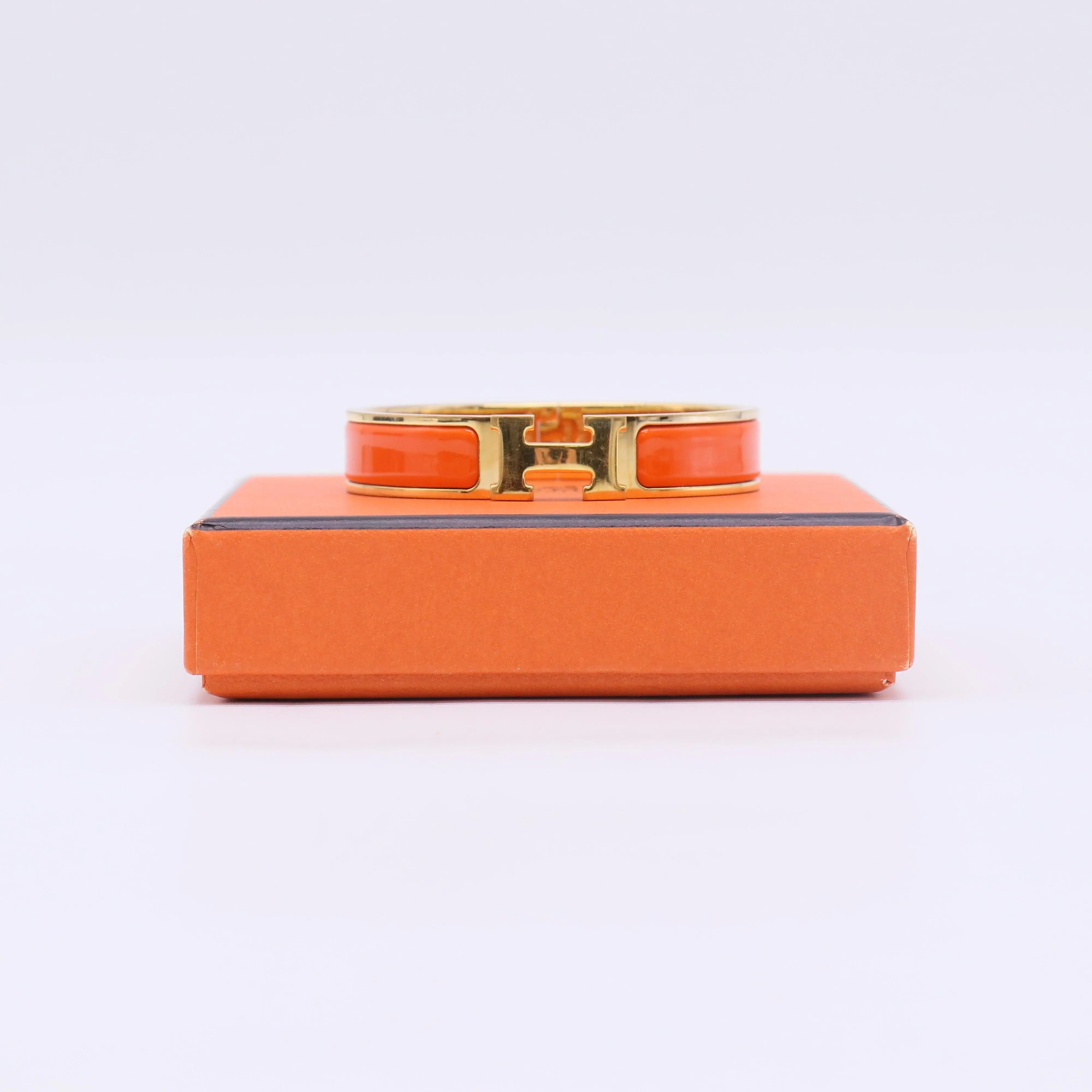 Pre-owned Hermes Clic H Bracelet Orange Fruité Gold Hardware twins W22638