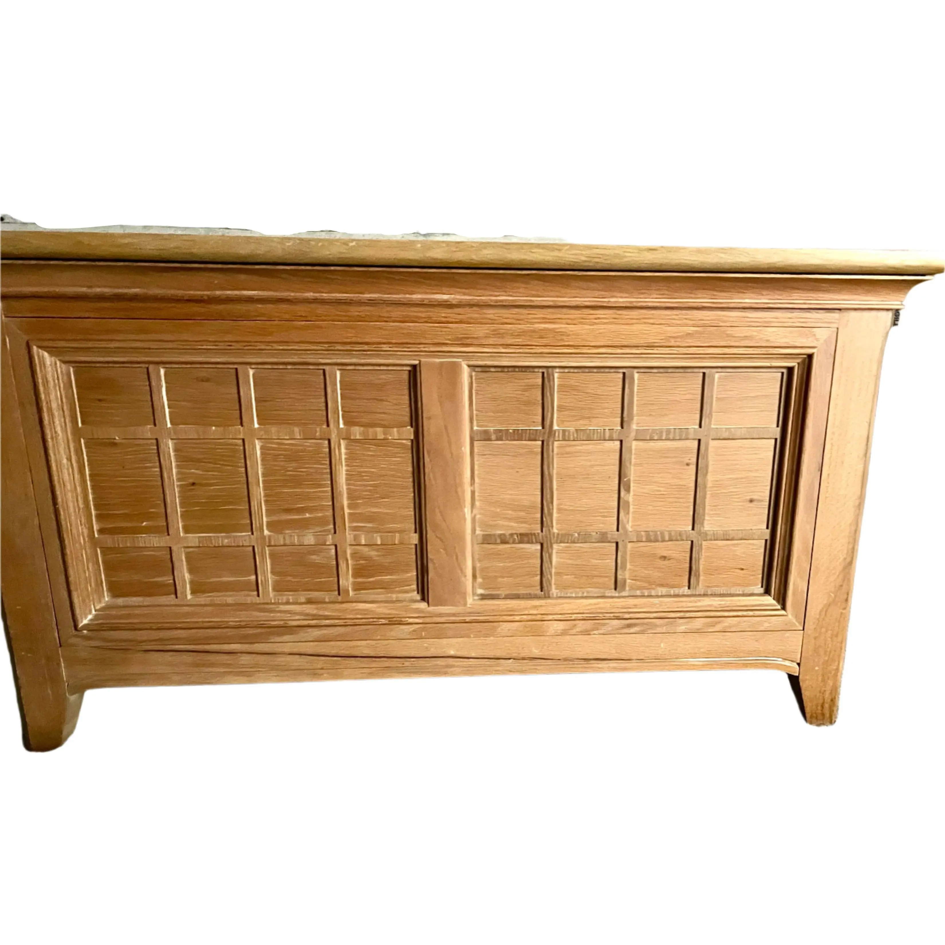 Thomasville American Revival Cedar Blanket Chest Trunk