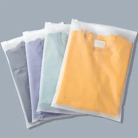 100pcs 10x13in Matte Reusable Waterproof Zipper T-Shirt Bags, High-Quality Thick Frosted Organizers for Small Business Clothing Packaging - 10x13in Space Saver for Organizing Garments, Long-Lasting Use, Maximize Luggage Space, No Vent Holes