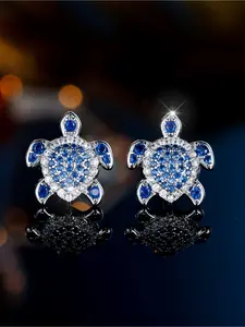 Pair of adorable and delicate turtle earrings, Ear Studs, perfect for Women's fashionable wear at parties or banquets, High Quality Earrings