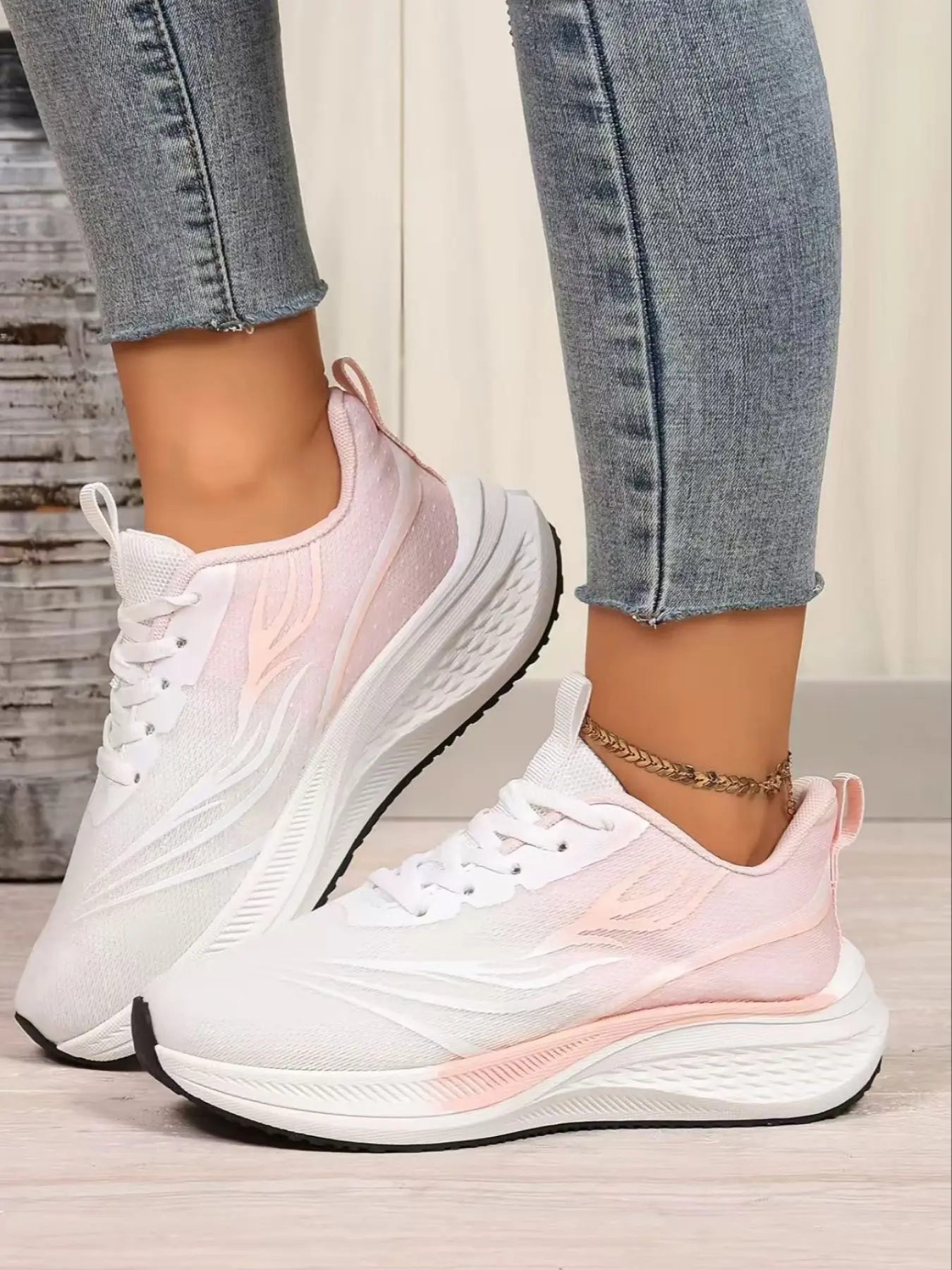 Women's Running Shoes for Walking, Fitness Training, and Casual Wear, Tennis Shoes for Girls, Coaches, and Runners