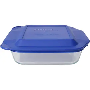 Pyrex Glass Baking Dish with Plastic Lid, Casserole Dish, Glass Food Container, Oven, Freezer and Microwave Safe, Clear Container, 8x8 Great for Brownies, Cornbread, and Much More - Made in the USA