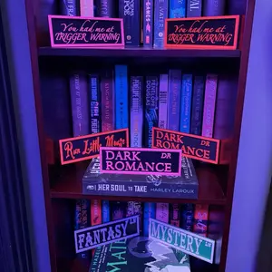 Book Lover Street Signs & Sayings | Reader Room Decor | Aesthetic Wall Art | Perfect Gift For BookTok | Bookshelf Decor & Signs | Minimalist Bookshelf Art | Reader Gift Idea