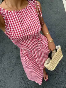 Women's Plaid Dress, Fashionable Grid Pattern, Slim-Fitting Long Dress, Sleeveless, Perfect for Parties & Casual, Stylish Women's Clothing, Elegance