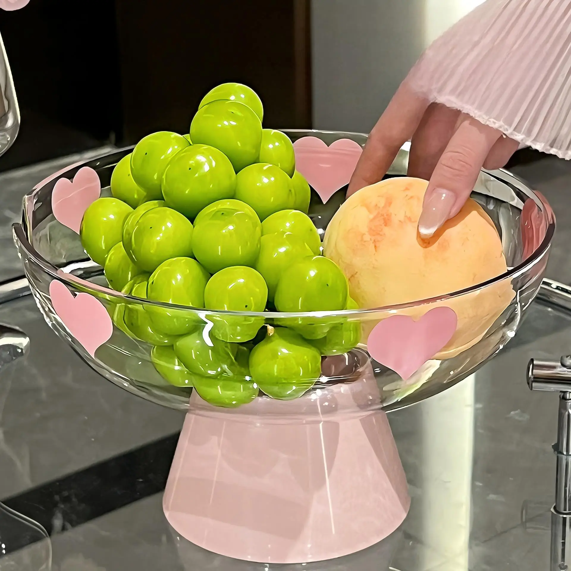 Elegant Heart-Shaped Storage Tray, High-End Desktop Organizer, Creative Fruit Bowl, Large Capacity Snack Plate, Serving Platters, Pedestal Platter for Living Room, Food Trays, Household Fruit Plate