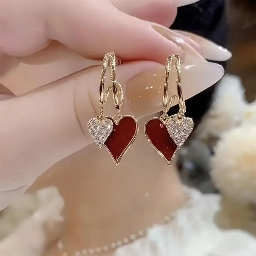 Super Elegant Two-tone Love Heart Earrings Simple and fashionable Earrings for Daily Party Surprise Gift for Lovers daily costume jewelry accessory lightweight multiple cartilage earring Gold Plated Small Hoop Earrings red