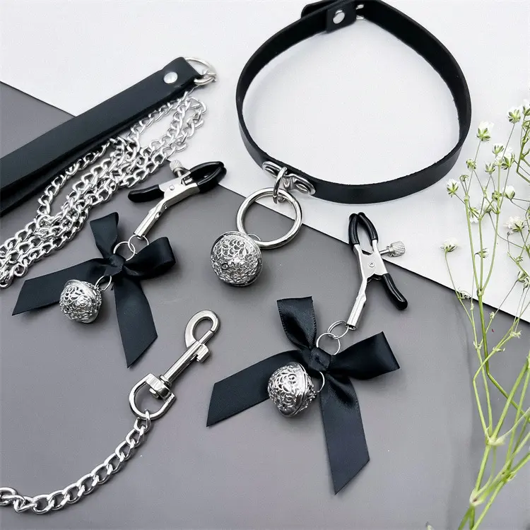 Gothic Punk Chain Choker Necklace Set, Black Leather Collar with Silver O-Ring, Metal Chain Accessories, Decorative Bell Charms and Satin Ribbon Bows, Adjustable Alternative Fashion Jewelry for Women and Men, Edgy Streetwear, Cosplay, Party and Festival O