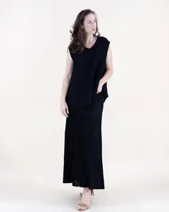 Two-Piece Set Women's Pleated Sleeveless Top & Maxi Skirt Set Chic Casual