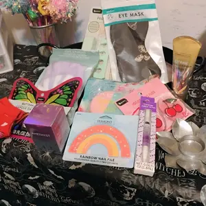 Crafts & DIY Lifestyle Book Surprise Bundles, Ideal Gift for Hobby Enthusiasts