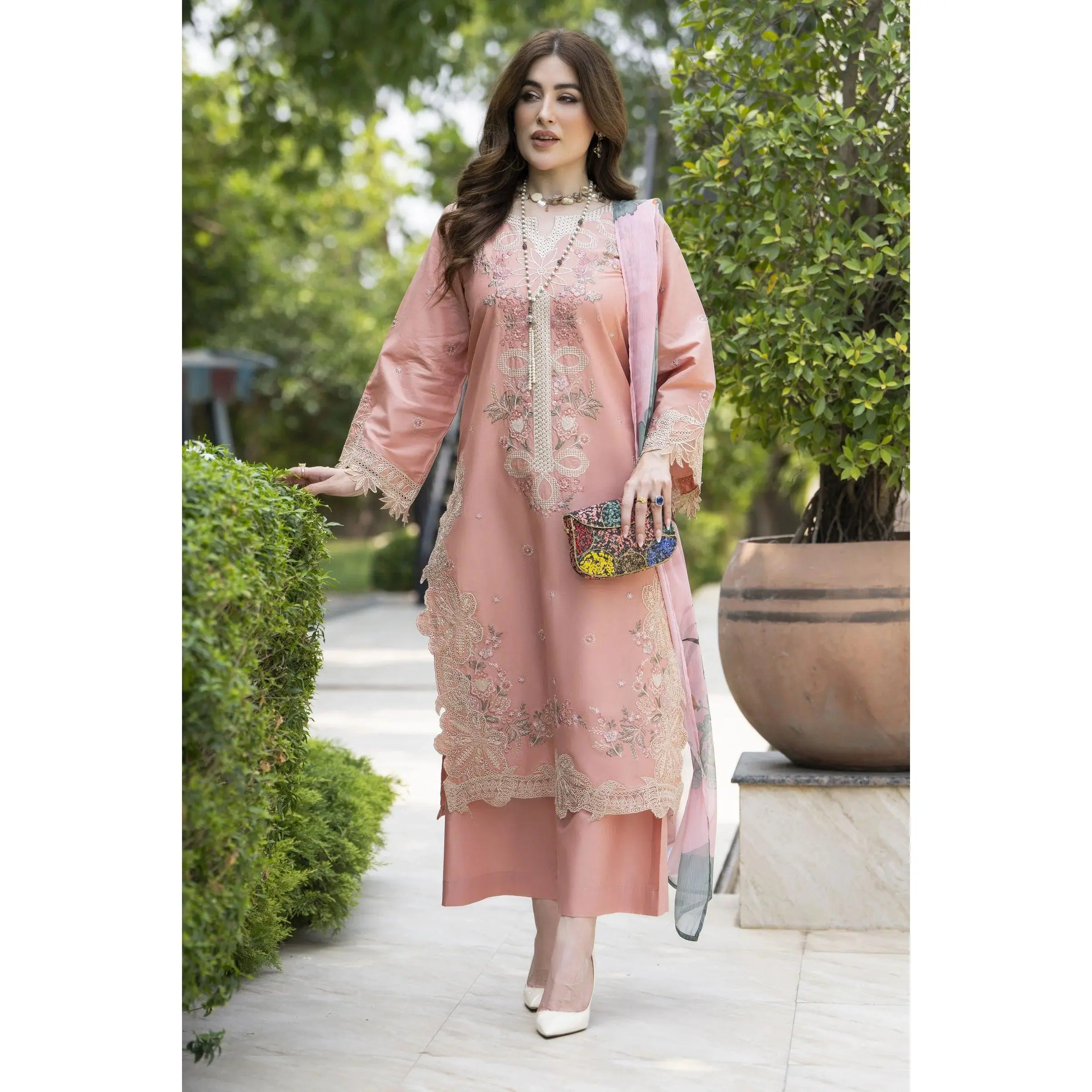 Gul Warun 3pc Thread & Sequin Embroidered Cotton Suit with Scalloped Hem – AMG5