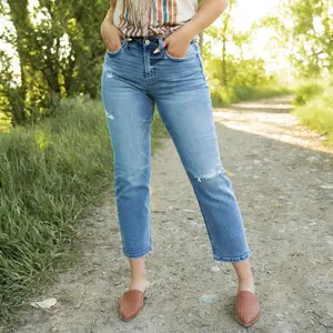 Penn Cropped Straight Jeans  - Vervet