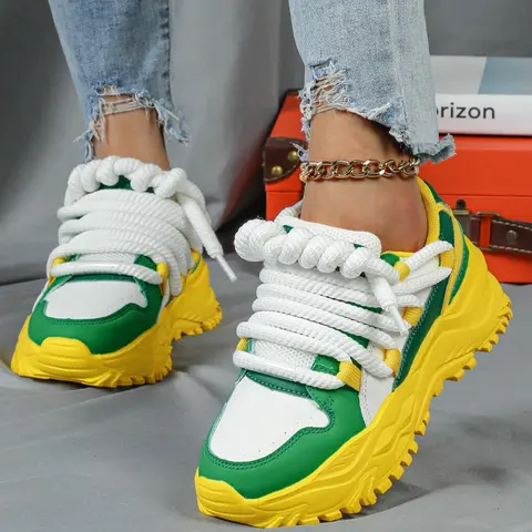 Women's Colorblock Lace Up Low Top Sneakers, Casual Comfortable Breathable Running Shoes, Female All-match Round Toe Chunky Sneakers for Daily Wear Running Style Shoes